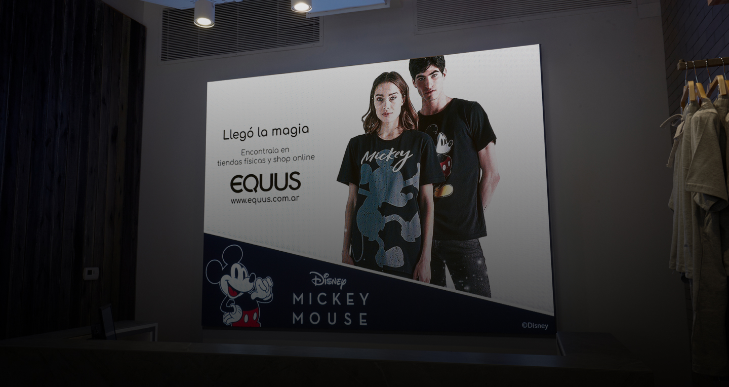 Pantallas led para comercios de ropa